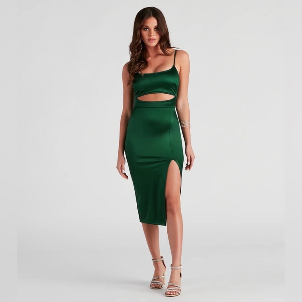 BNWT Windsor satin emerald cut out midi dress